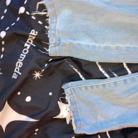 Garage Ripped Jeans - Picture 7 of 7